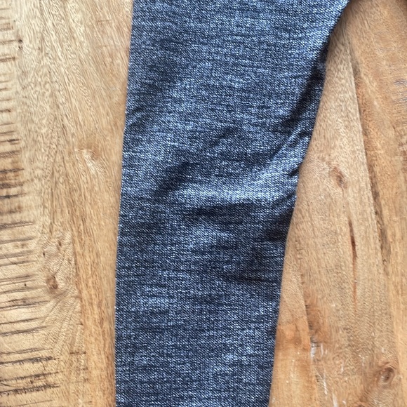 Lulu lemon leggings - Picture 4 of 4